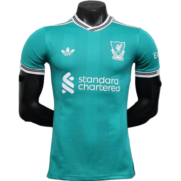 nuova terza giocatori divisione magliette liverpool 2025-2026